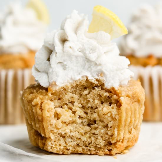 vegan + gf lemon cupcakes