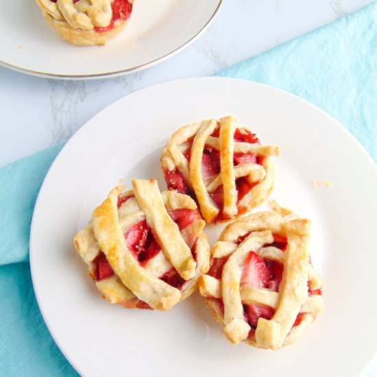 Mini Strawberry Pies