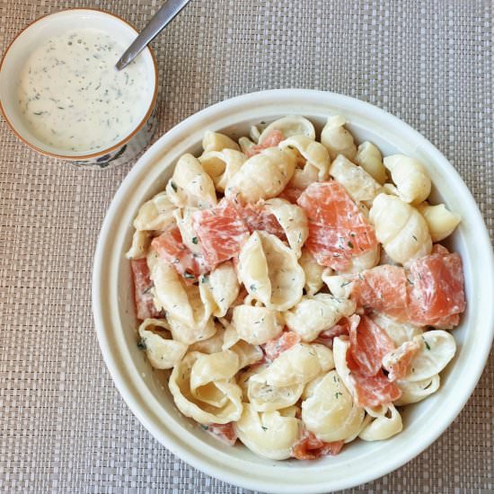Smoked salmon pasta