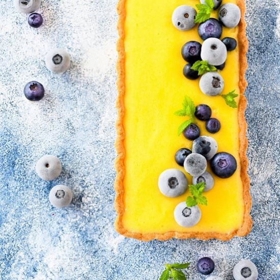 Lemon and blueberry tart