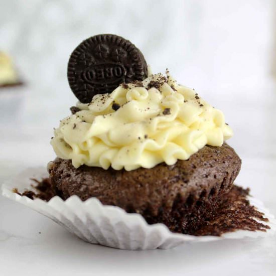 Vegan Oreo Cupcakes
