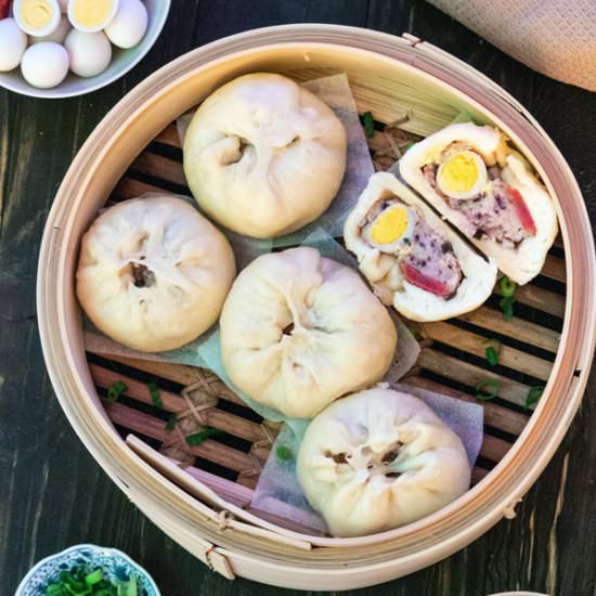 Vietnamese Steamed Pork Buns