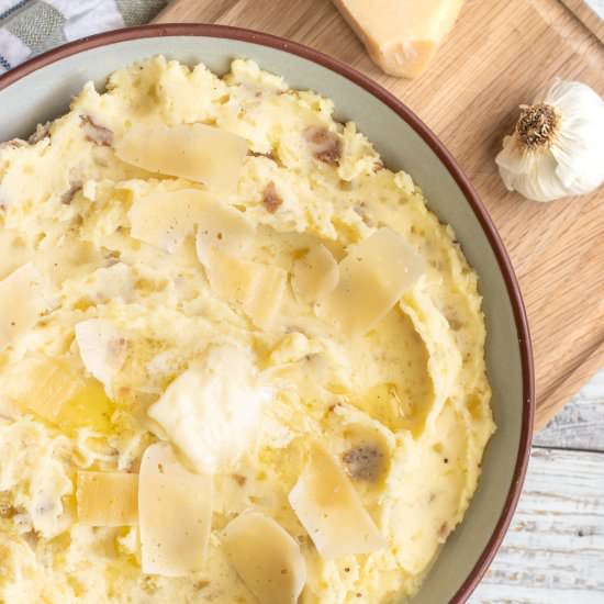 Garlic Parmesan Mashed Potatoes