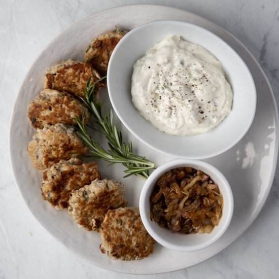 Rosemary Garlic Turkey Burgers
