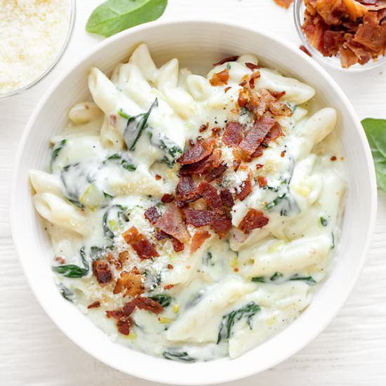 Penne with Spinach Cream Sauce