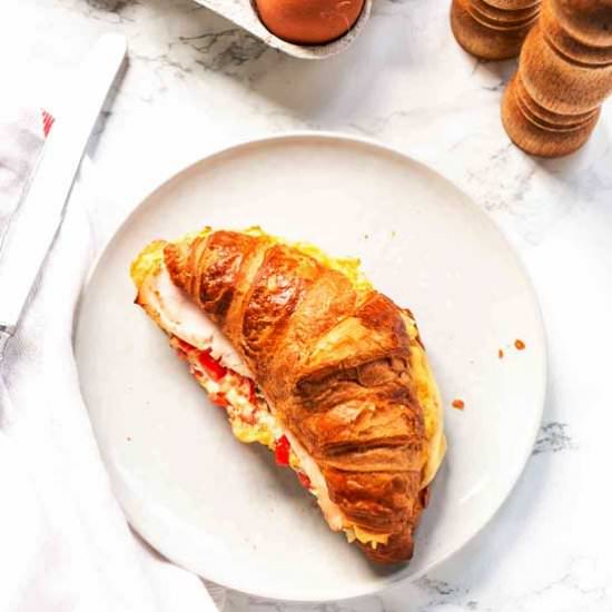 Ham and cheese croissant