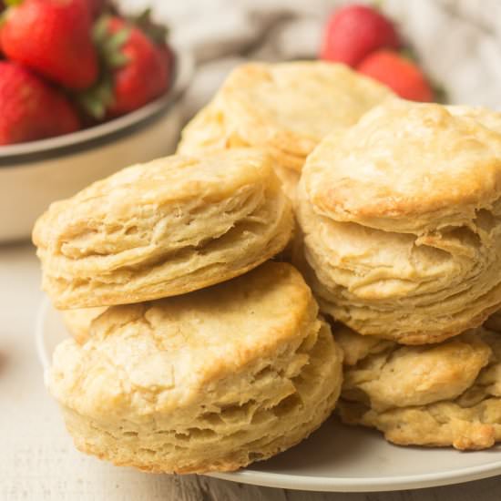 Vegan Buttermilk Biscuits