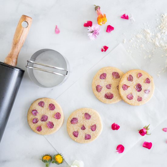 Shortbread Cookies w/ Edible Flower
