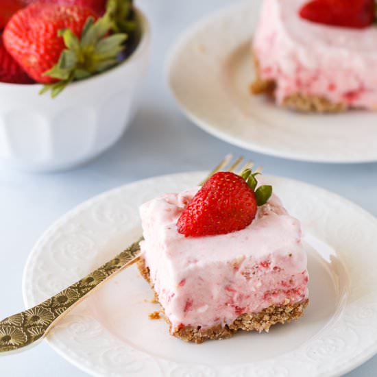 Frozen Strawberry Fluff