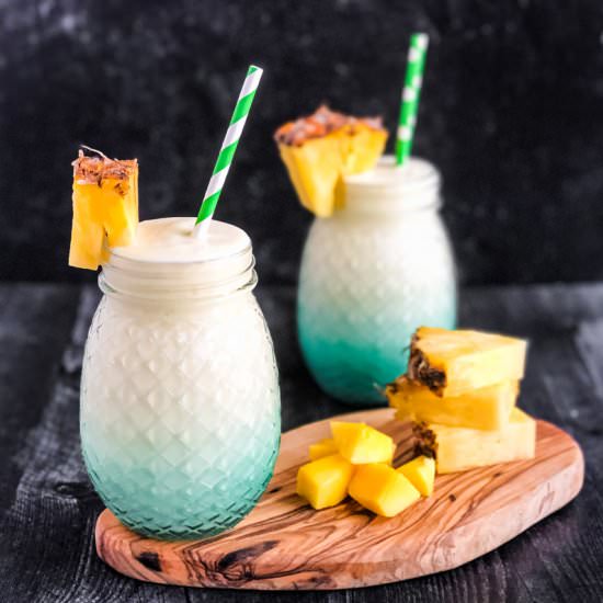 Mango Colada (Cocktail or Mocktail)
