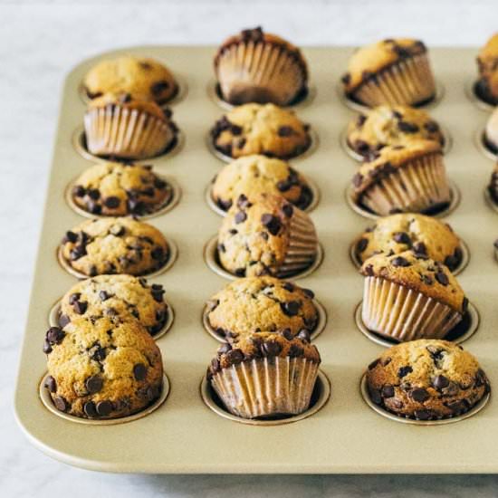 mini banana chocolate chip muffins