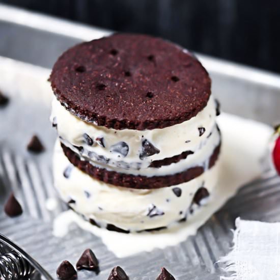 Low-Carb Ice Cream Sandwiches