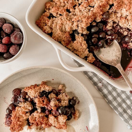 Healthy Blueberry Breakfast Crumble