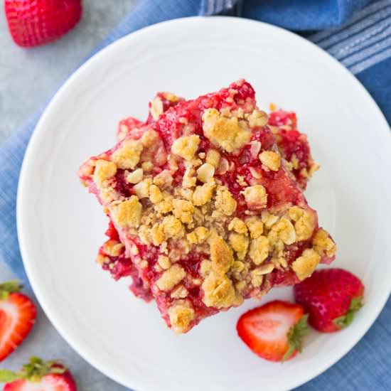Strawberry Oatmeal Bars