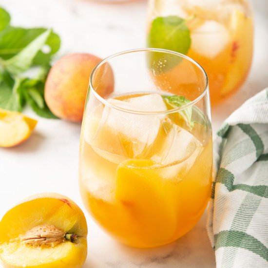 Sweet Peach Tea