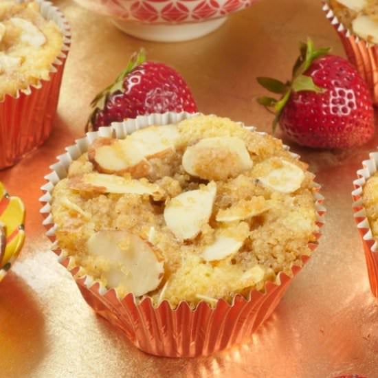 Cardamom Crunch Almond Cupcakes