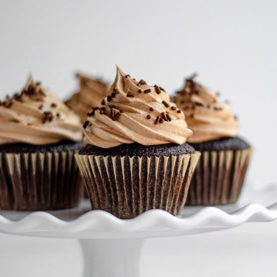 simple chocolate cupcakes