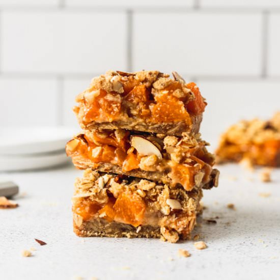 Apricot Almond Crumble Bars