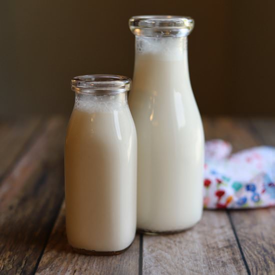 How to make almond milk