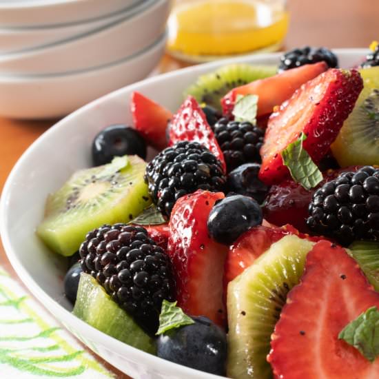 Easy Fruit Salad with Orange Poppy