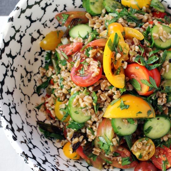Tomatos with fish-sauce dressing