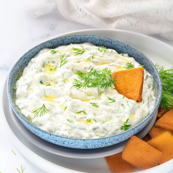 Authentic Greek Tzatziki Sauce