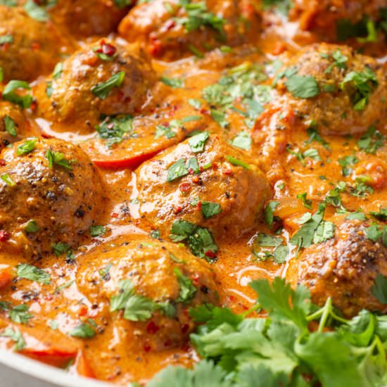 Paleo Coconut Curry Meatballs