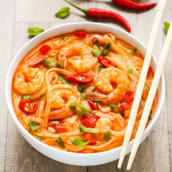 Thai Spicy Shrimp Noodle Soup