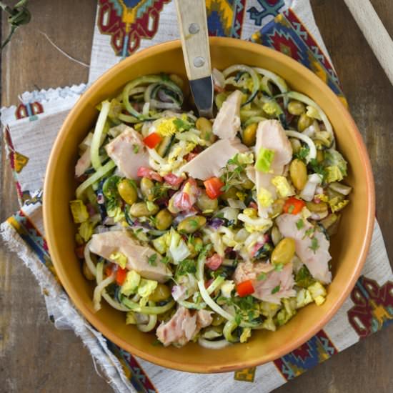 Zucchini salad with tuna