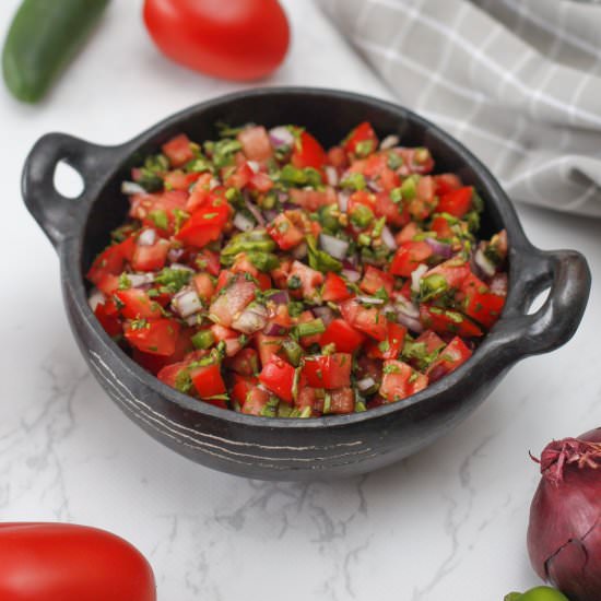 Easy Salsa Pico the Gallo