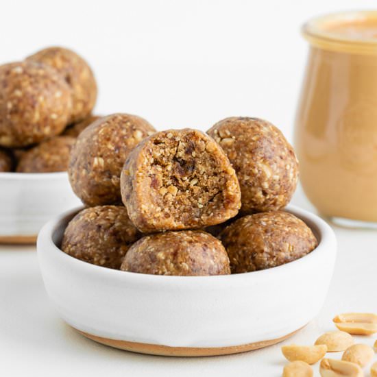 Peanut Butter Energy Balls
