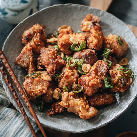 Salt and Pepper Pork Chops (椒盐猪排)