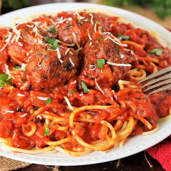 Classic Spaghetti & Meatballs