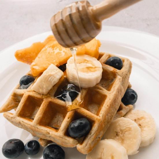 Super Simple Oats and Banana Waffle