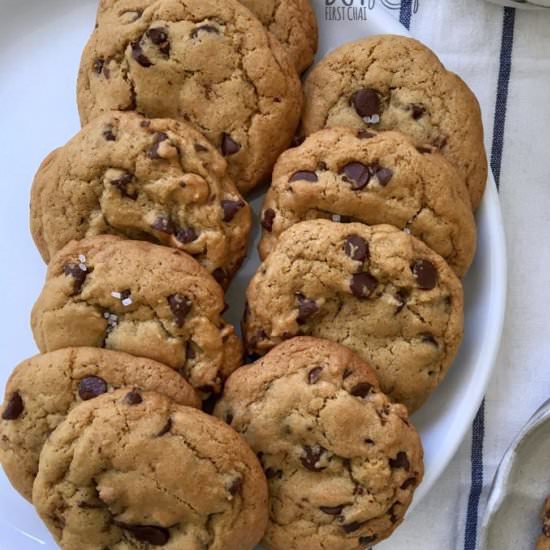 chewy chocolate chip cookies