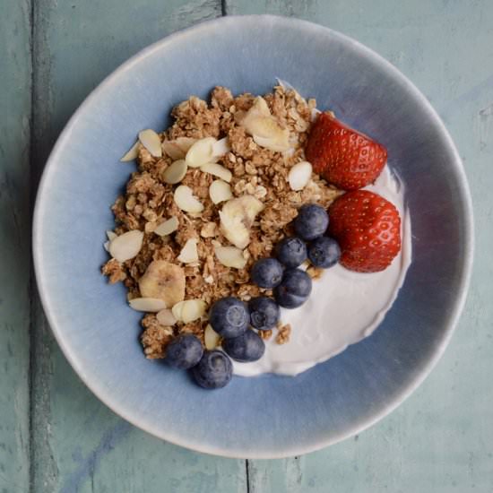 Banana and Walnut Granola