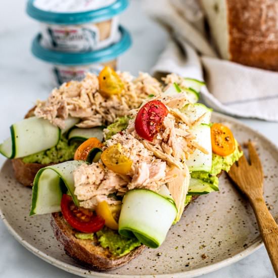 tuna avocado toast