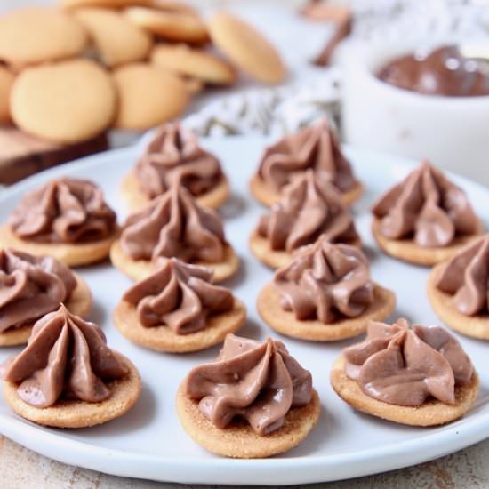 Nutella Cheesecake Bites