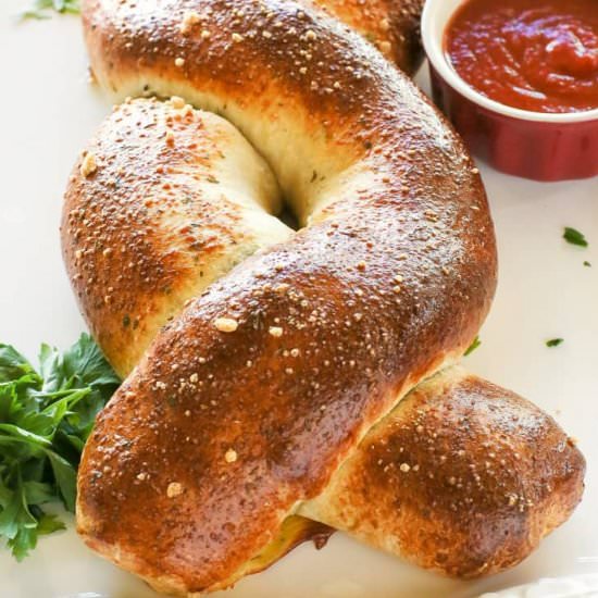 Pepperoni Pizza Twist