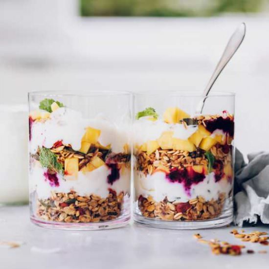 Almond Yogurt Granola Parfaits