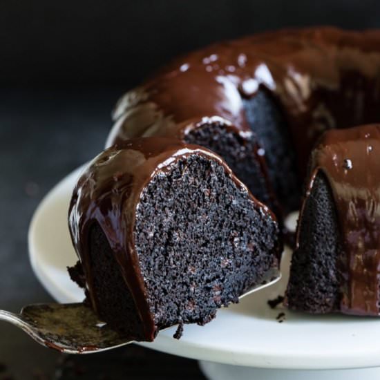 Moist Zucchini Dark Chocolate Bundt