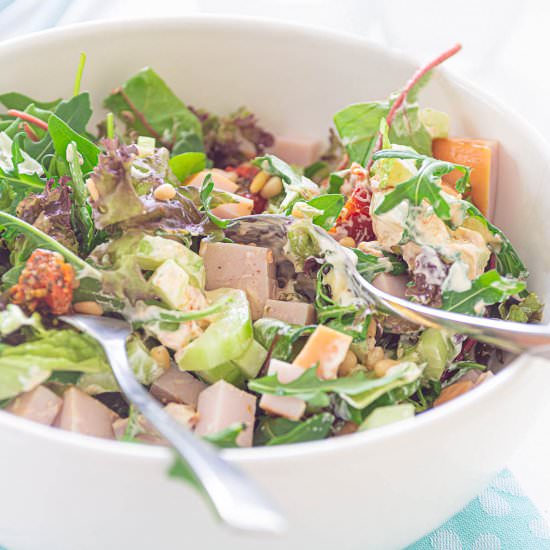 Smoked chicken salad with pesto