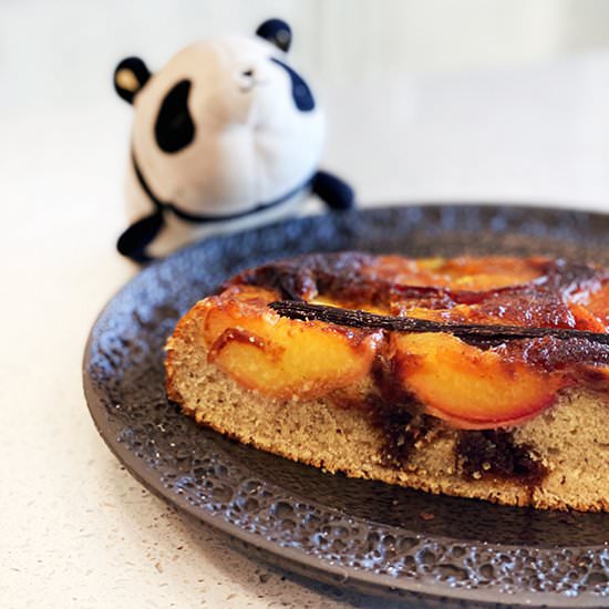 Upside-down peach cake