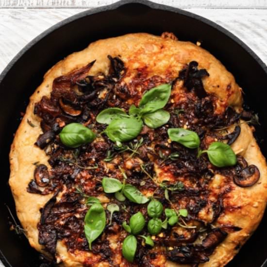 Caramelized Onion & Mushroom Pizza