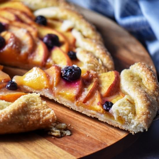 Peach Crostata