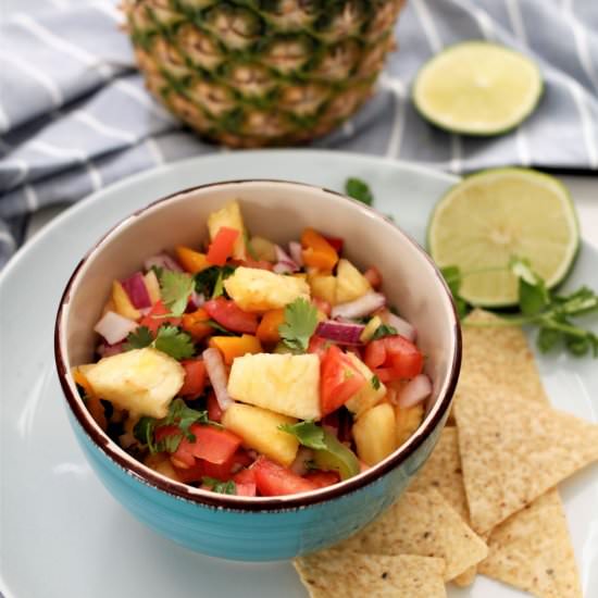 Quick and Easy Pineapple Salsa