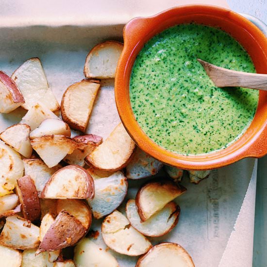 Addictive Spicy Green Sauce