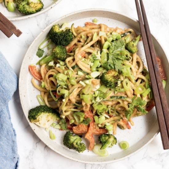Peanut Zoodles with Broccoli