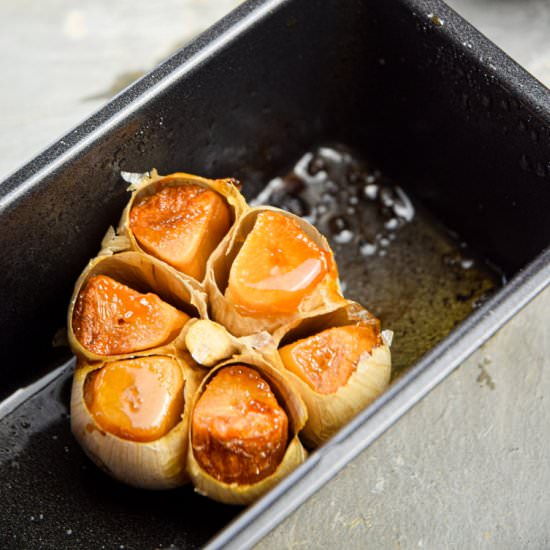 How to Roast Garlic: 3 Ways