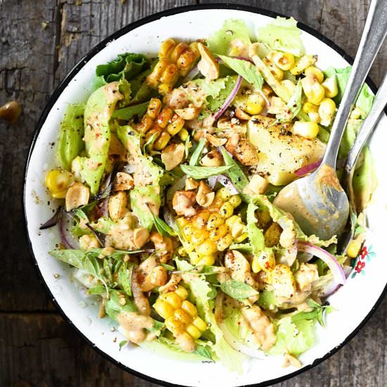 Peanut corn salad